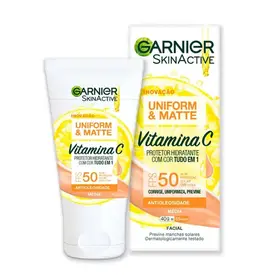 Protetor Solar Facial Hidratante Garnier Uniform & Matte Vitamina C FPS50 Média 40g